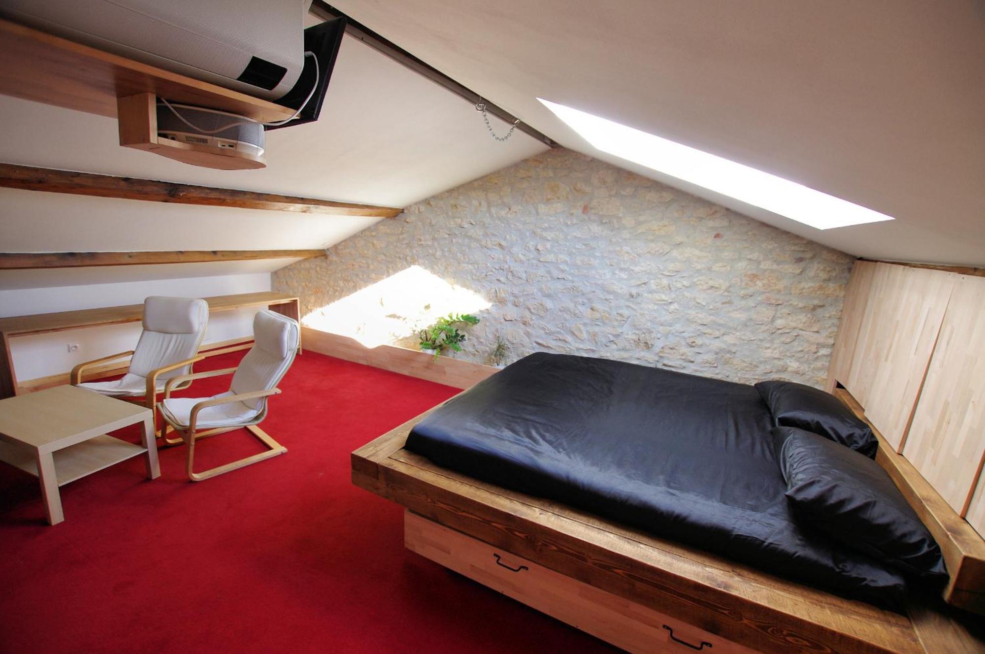 Hostel Les Cordees Liees Альби Экстерьер фото